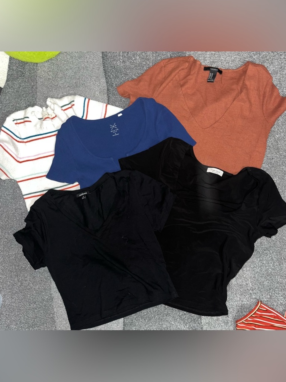 BUNDLE OF 5 - Ambiance & Triple seven & forever21& pacsun & LA hearts crop tops